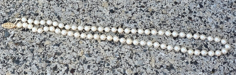 Gorgeous 14K Gold Clasp Vintage 65 Cultured Pearl (6mm) Necklace 19 1/2"